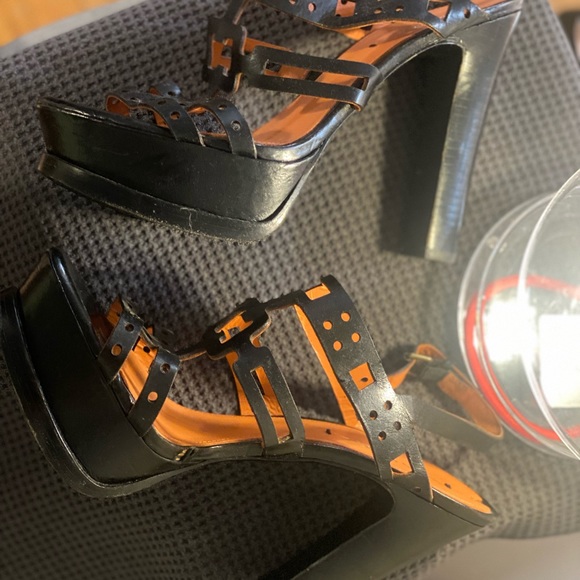 Via Spiga Gwen Leather Sandal in BLACK! Here comes the Hotstepper🔥🔥🔥 Sz 8.5M - Picture 6 of 9